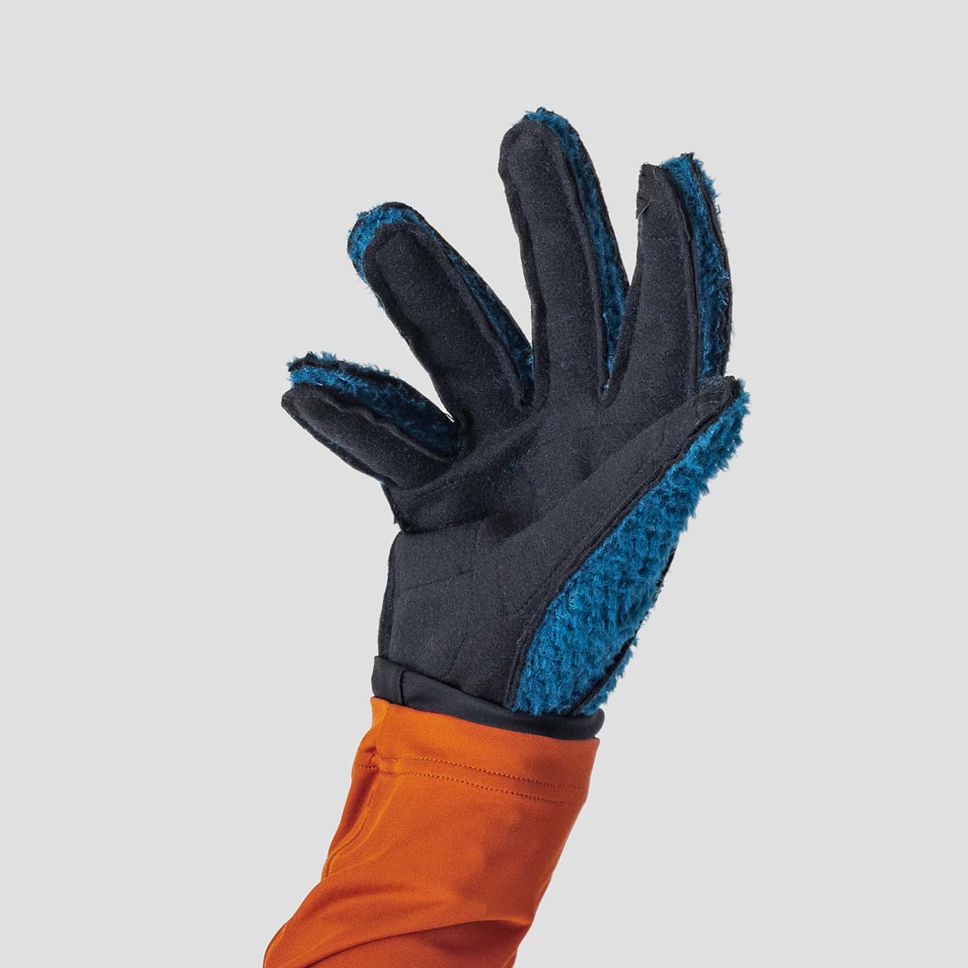 Alpha Winter Gloves - Black - Image 4