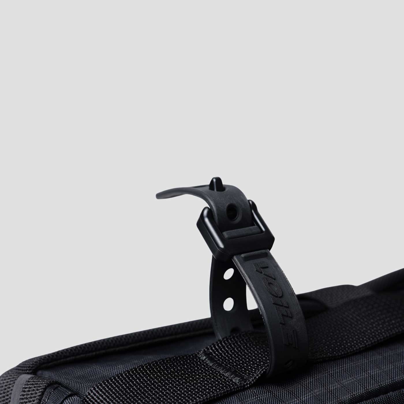 Handlebar Bag - UltraGrid Black - Image 7