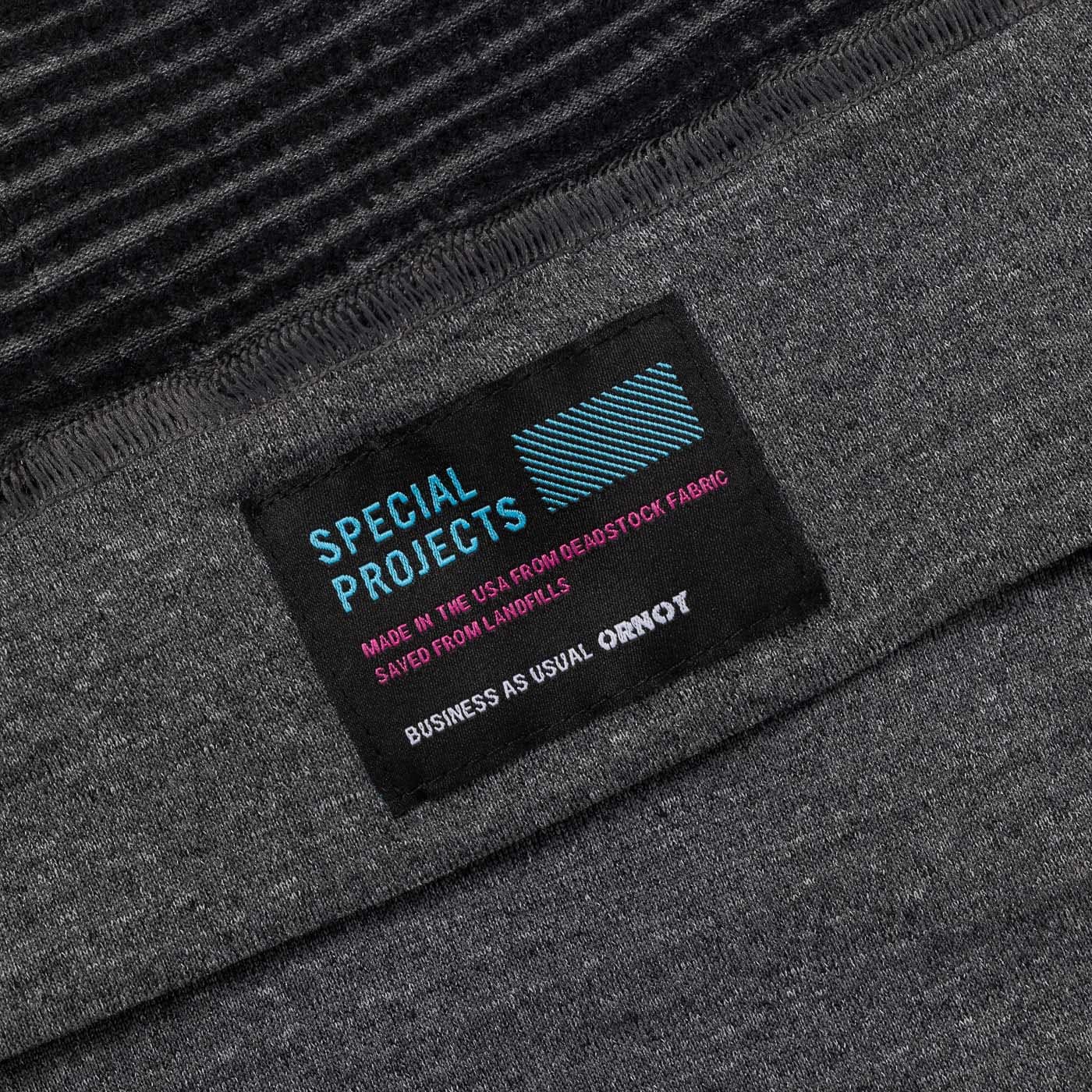 Men's Merino Gravel Sweater - Charcoal - Image 7
