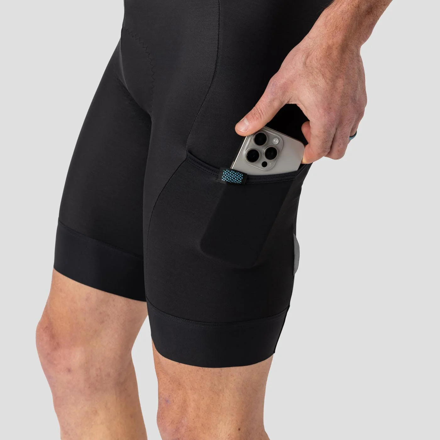 Men's Thermal Cargo Bib Short - Black - Image 4
