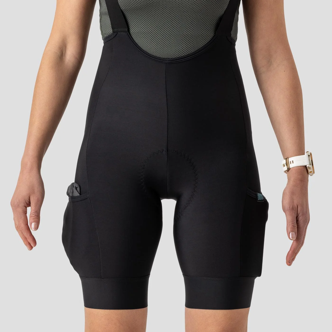 Women's  Droptail Thermal Cargo Bib Short - Black - Image 7