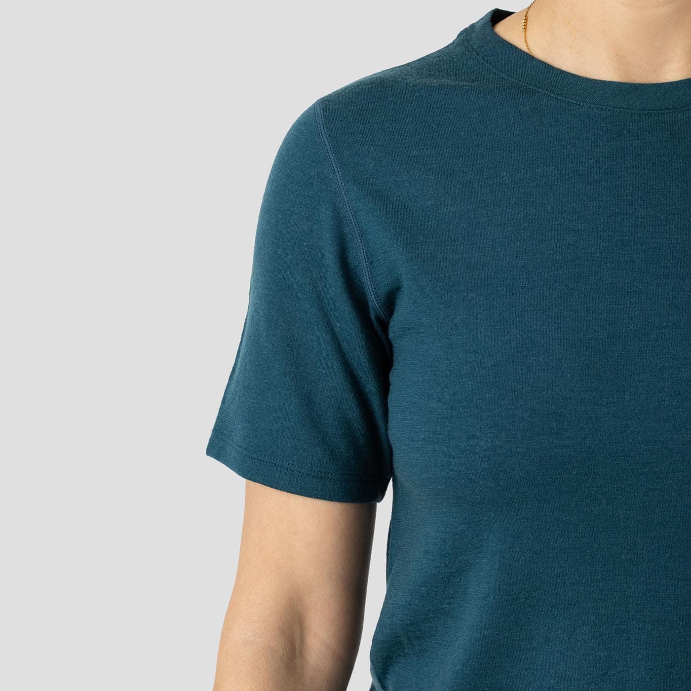 2025 Women's Merino Riding Shirt - Emerald - Image 6